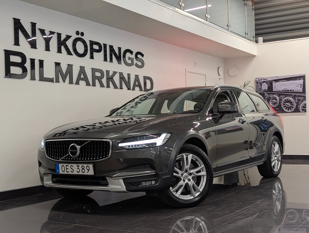 Volvo V90 Cross Country