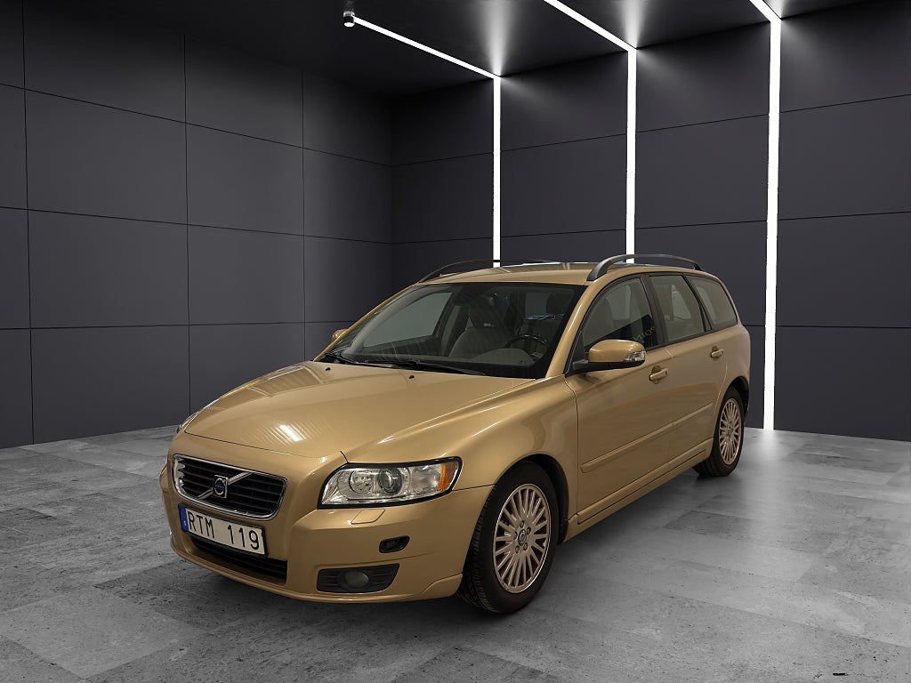 Volvo V50 1.8 Flexifuel Momentum Euro 4|NY SERVAD|NY BESIKTIGAD|