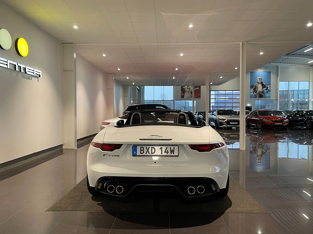 Jaguar F-TYPE 2021 - miniatyr 7