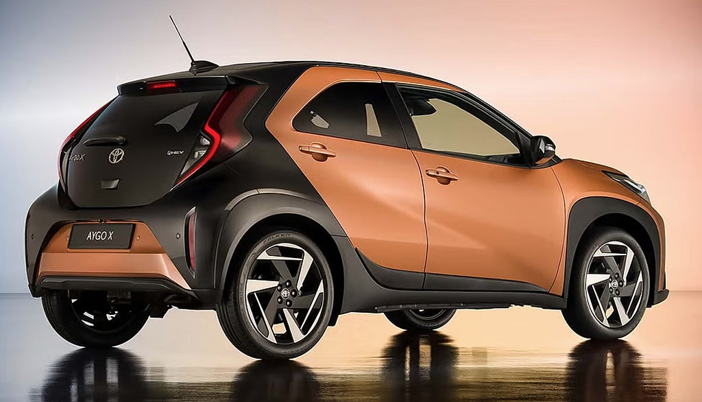 Toyota Aygo NU SOM ELHYBRID!