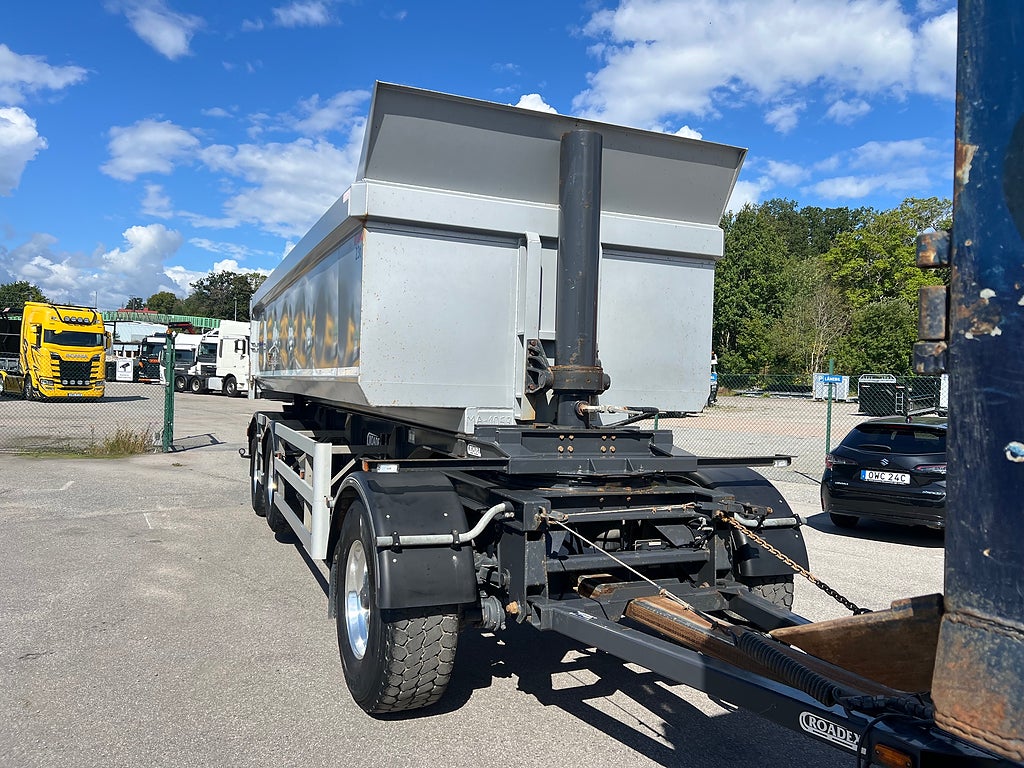 Övriga Roadex 3 Axlad tippvagn,