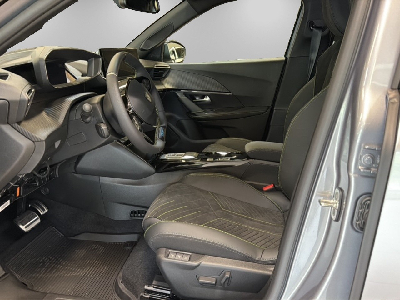 Peugeot 2008 GT Hybrid 145 Fullutrustad 2026, bild 7/39
