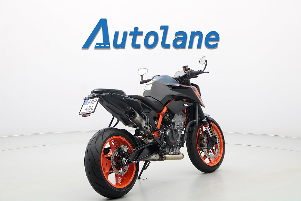 KTM 890 Duke R Sc-Project ** FRI HEMKÖRNING