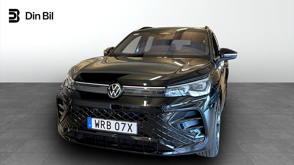 Volkswagen Tiguan R-LINE TDI 193HK DSG 4M PANORAMA