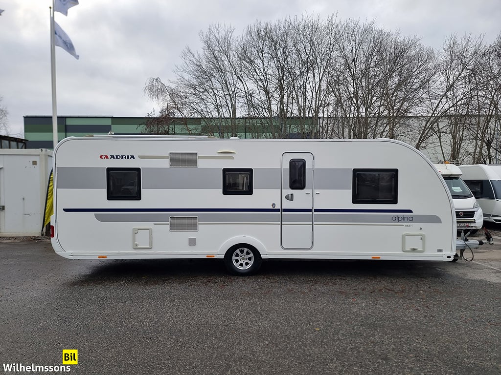 Adria ALPINA 663 PT ALDE 3-Vå-SÄNG/ QUEENBED