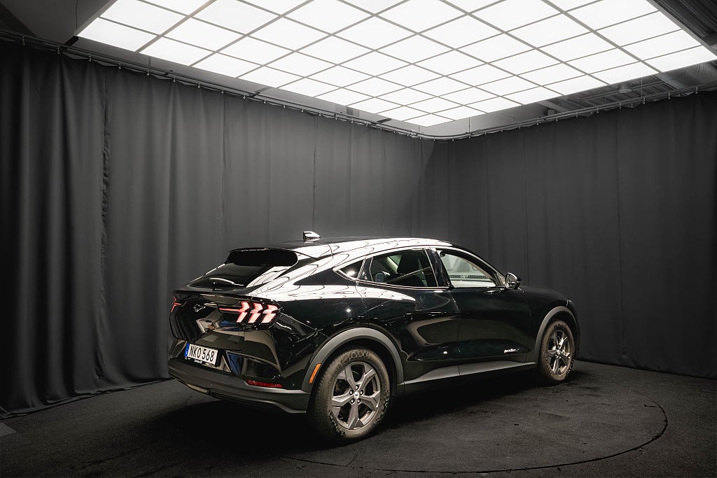 Ford Mustang Mach-E Long Range RWD DRAG LÄDER B&O 360° 1-ÄGARE 95%SoH