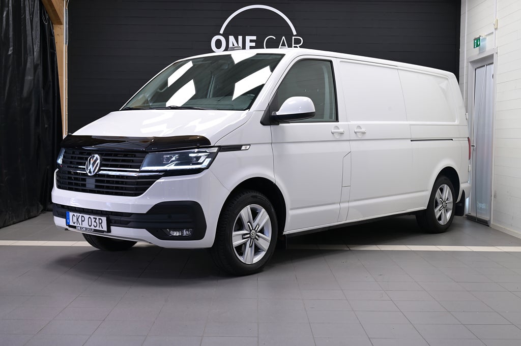 Volkswagen Transporter T32 2.0 TDI 4Motion MOMS Lång Skinn Cockpit 3-sits 
