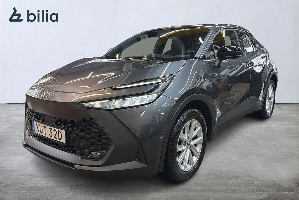 Toyota C-HR 2,0 Laddhybrid Active 64km Räckvidd