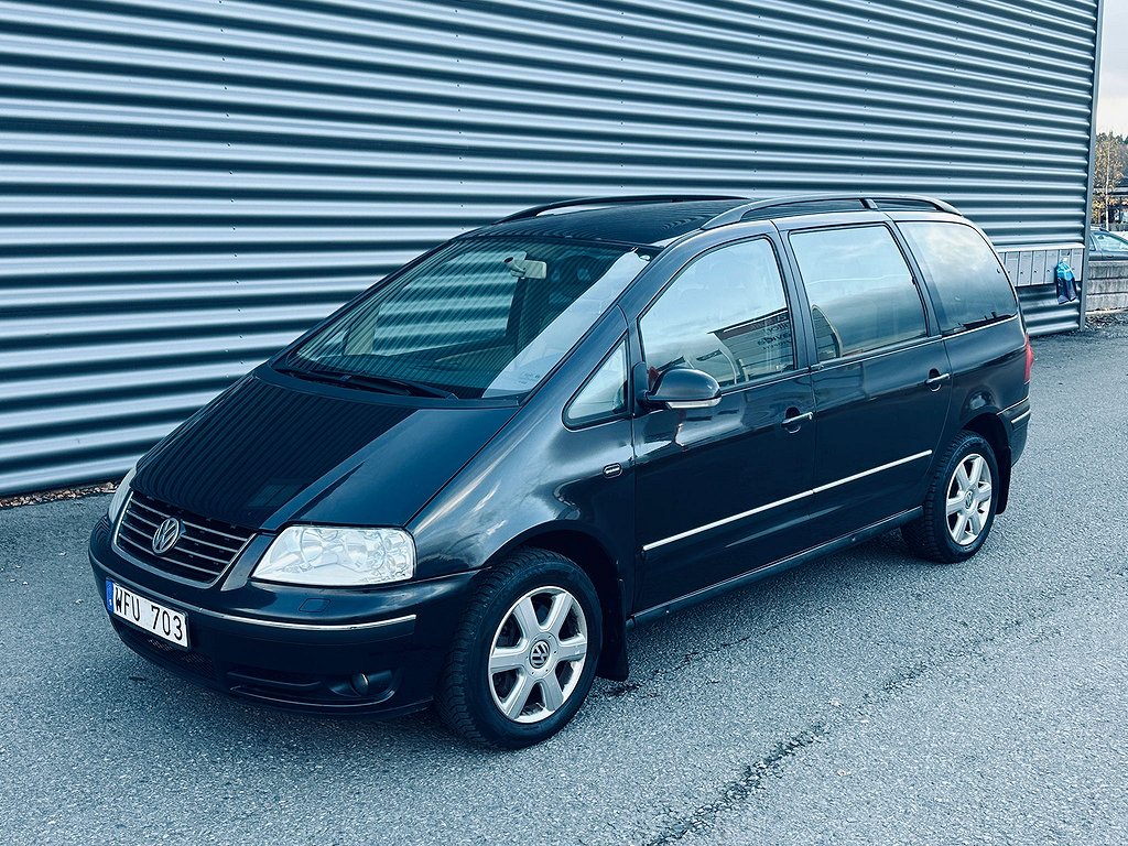 Volkswagen Sharan 1.8T 150hk Automat 6-Sits Drag Highline 