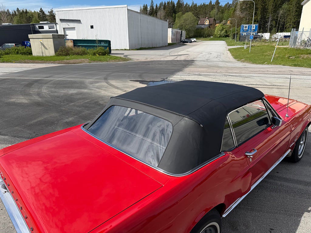 Ford Mustang Cabriolet V8 0kr insats 3230kr/mån