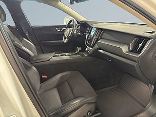 Volvo XC60 D4 AWD Aut Business Adv Drag Kamera Dvärm S/V-hjul – bild 10