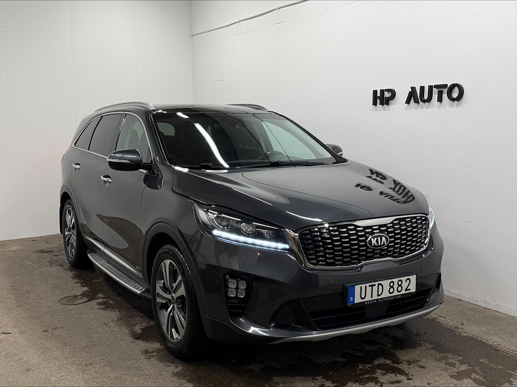 Kia Sorento 2.2CRDi AWD GT LINE 7-SITS PANO DRAG H&K