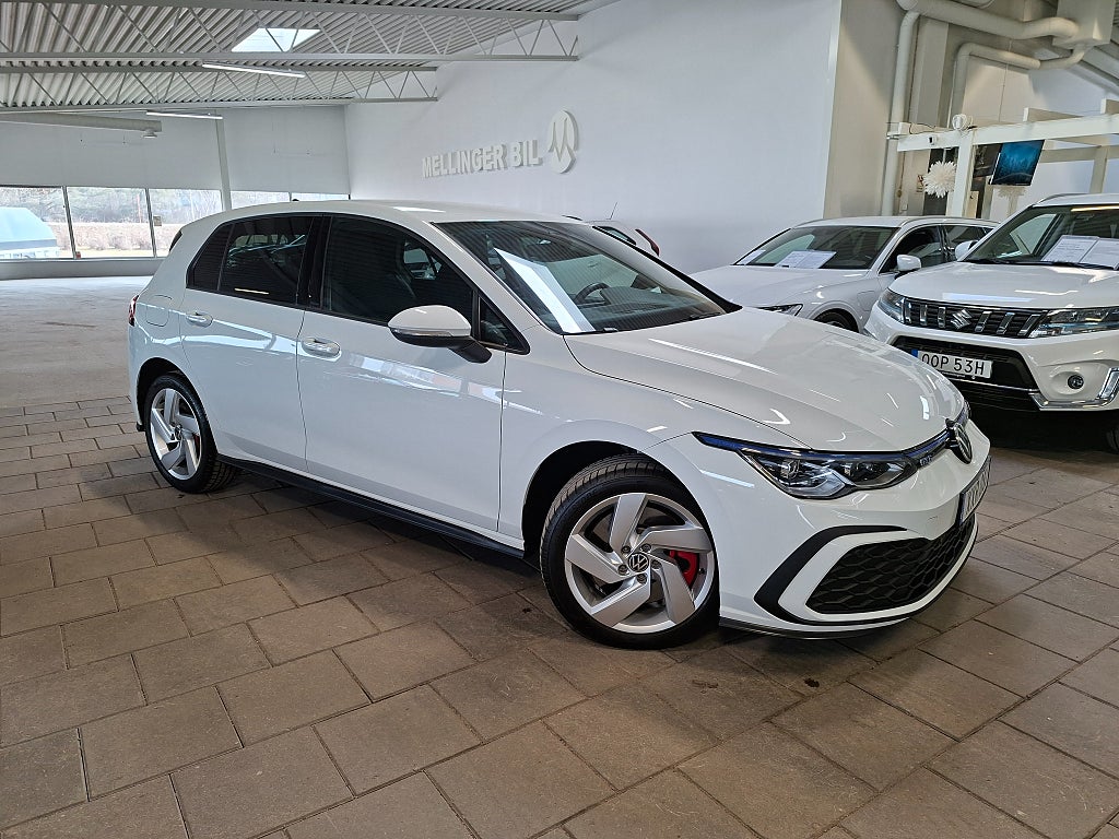 Volkswagen Golf GTE Plug-In 245hk Matrix | Navi