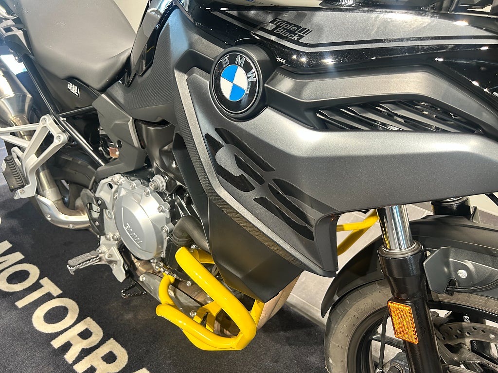 BMW F750GS /3,45%/Chassisänkt/Motorbågar/703 mil