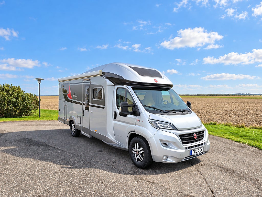 Bürstner Ixeo T 728 