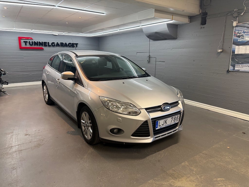 Ford Focus 1.6 Ti-VCT CNG Trend Dragkrok Ny Kamrem Ny servad