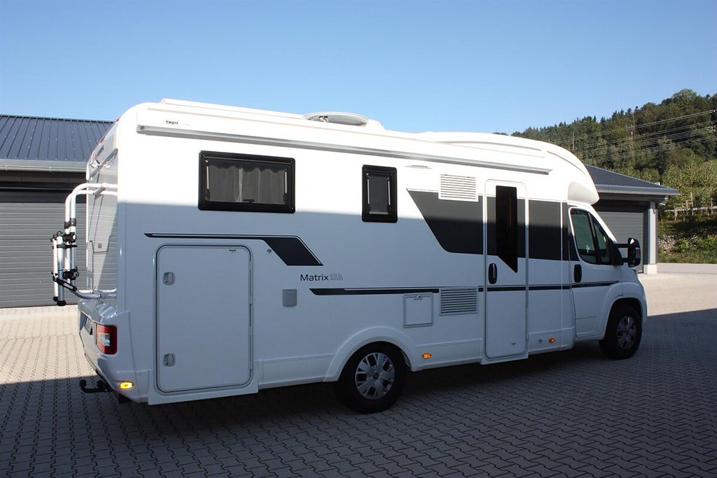 Adria Matrix Axess 670 SL Taksäng Hemleverans i hela Sverige