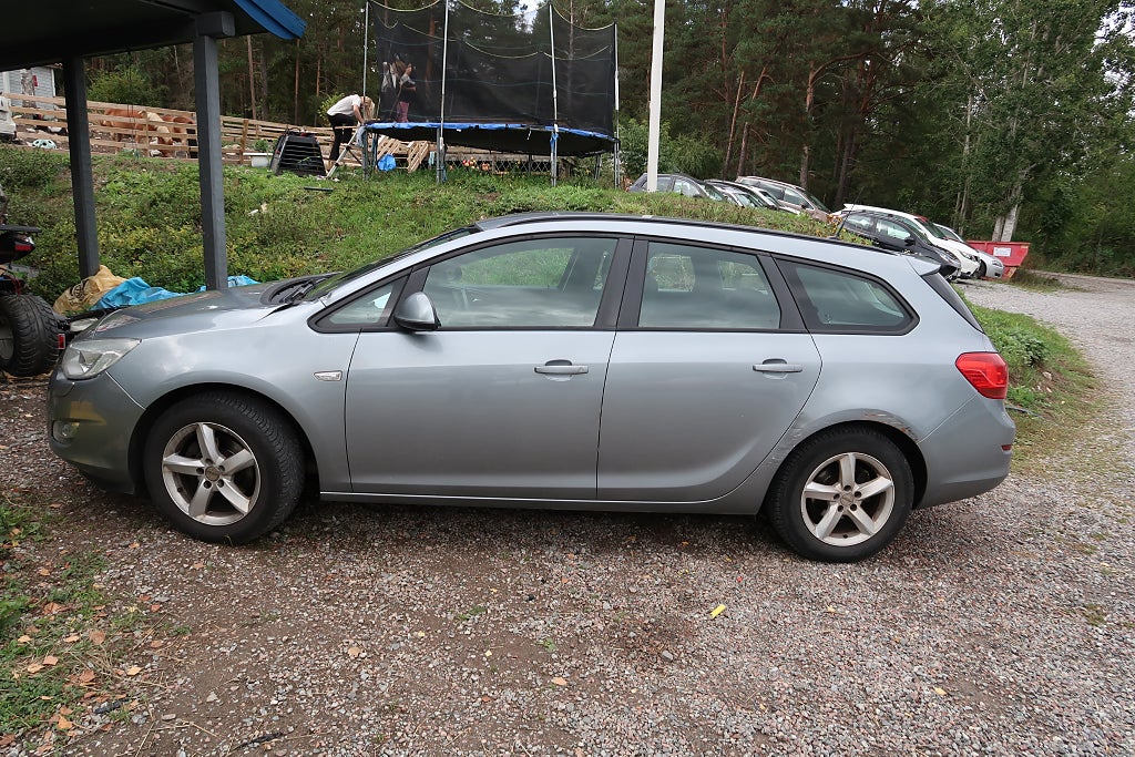 Opel Astra Sports Tourer 1.4 Turbo Enjoy Euro 5