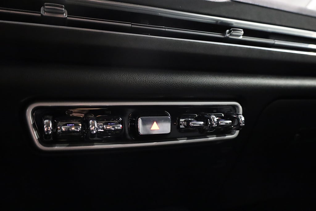 ORA Funky Cat 300 48kwh Navi 360° Kamera Keyless CarPlay 1,95% Ränta 2022