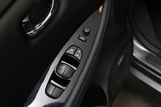 Halvkombi Nissan Leaf 11 av 23