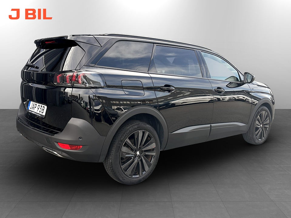 Bild på Peugeot 5008 GT+ 1.2 PT 130hk Aut 7-SITS B-KAMERA CARPLAY