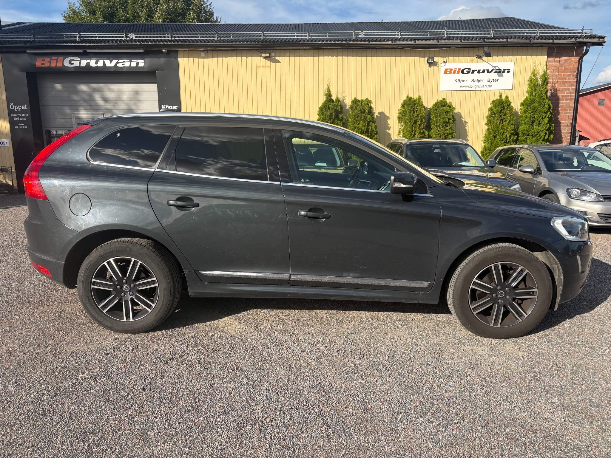 Volvo XC60 2017, kuva 2/40