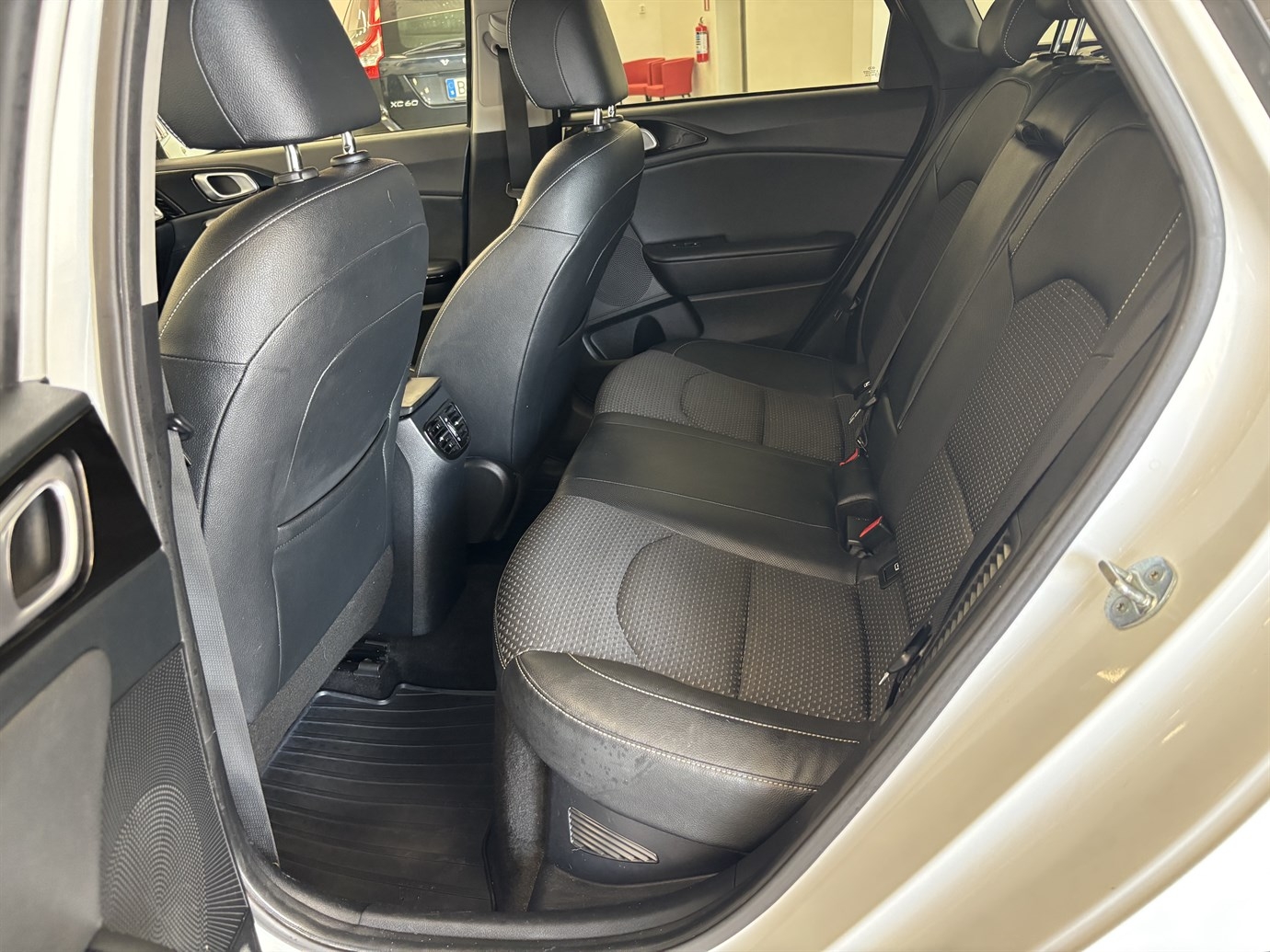 Kia Ceed 2021, bild 6/40