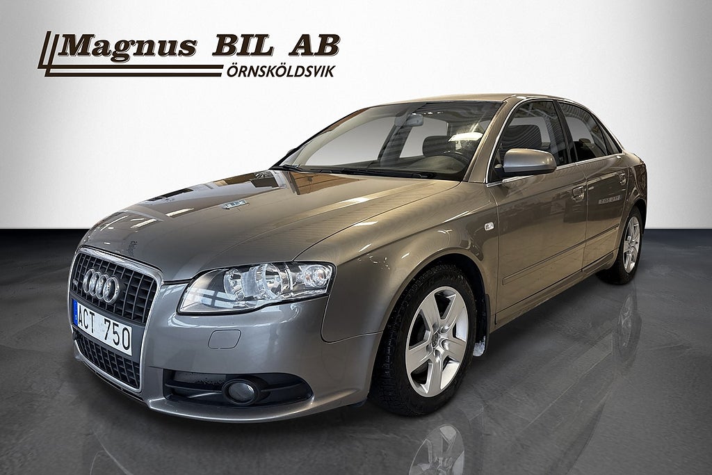 Audi A4 Sedan 2.0TDI Quattro Comfort S Line M-värmare Sov hjul 