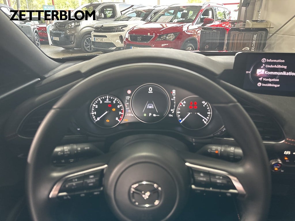 Halvkombi Mazda 3 10 av 15
