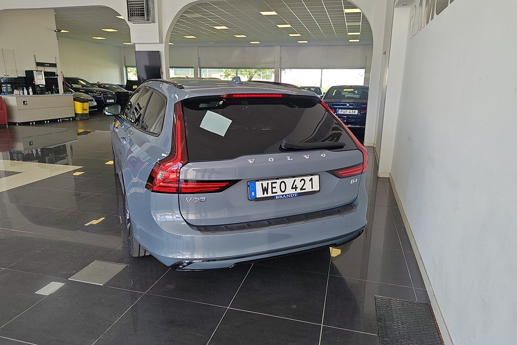 Volvo V90 2022 - miniatyr 5