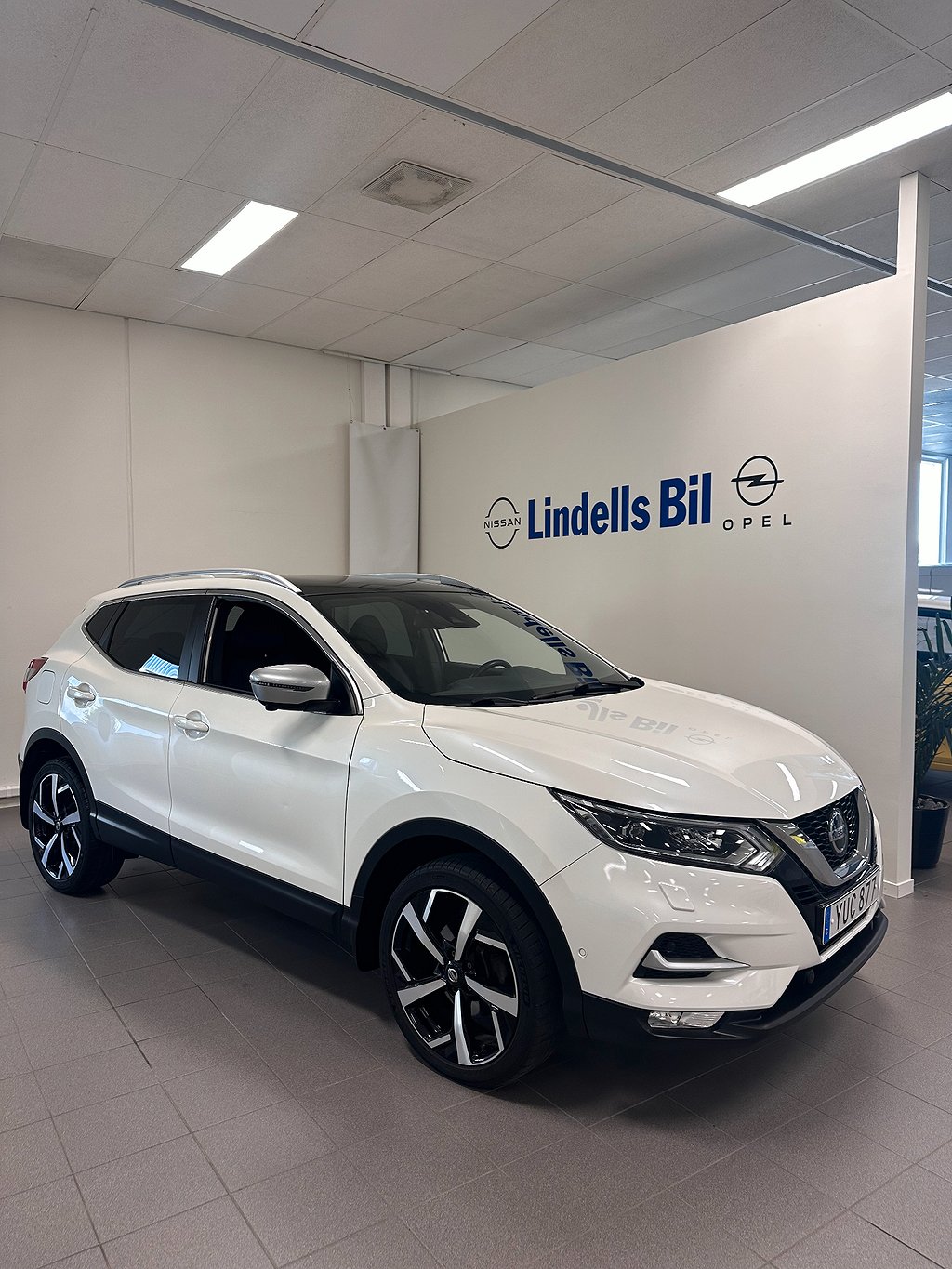 Nissan Qashqai Dig-T 140 Tekna +