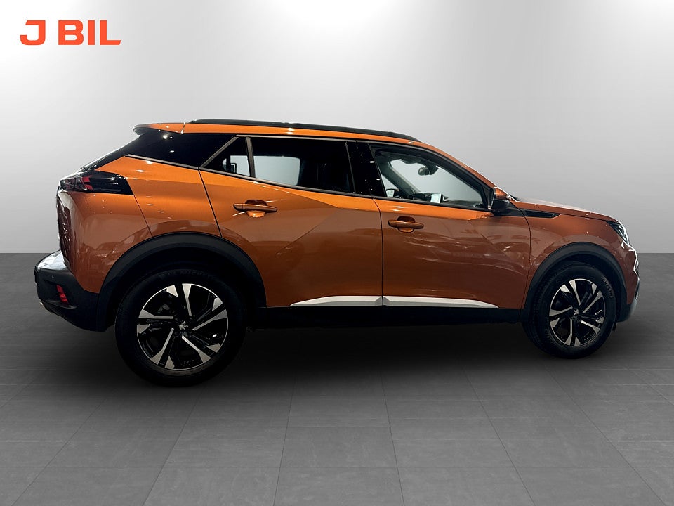 Bild på Peugeot 2008 Allure Pack 1.2 PT 130hk B-KAMERA CARPLAY
