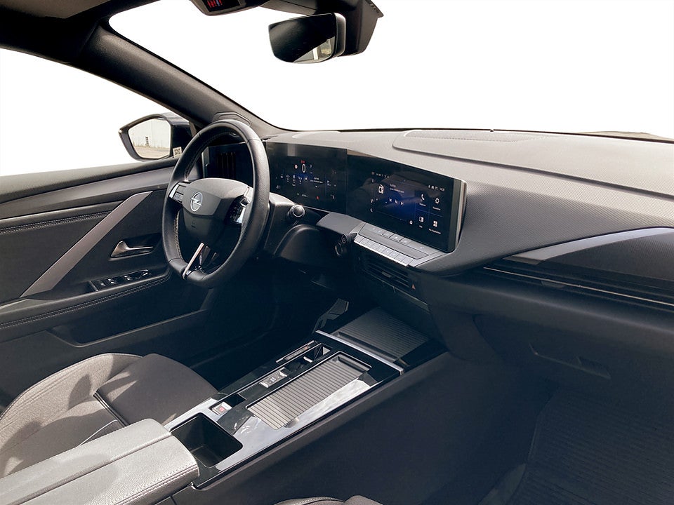 Bild på Opel Astra ST GS 1.2 PT 130hk Aut B-KAMERA CARPLAY