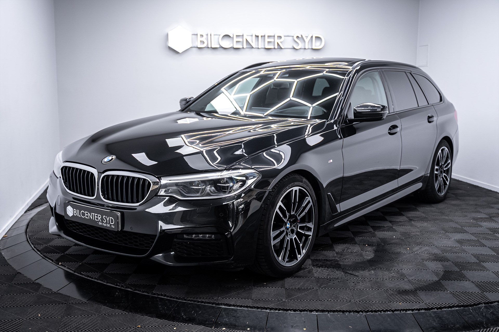 BMW 530