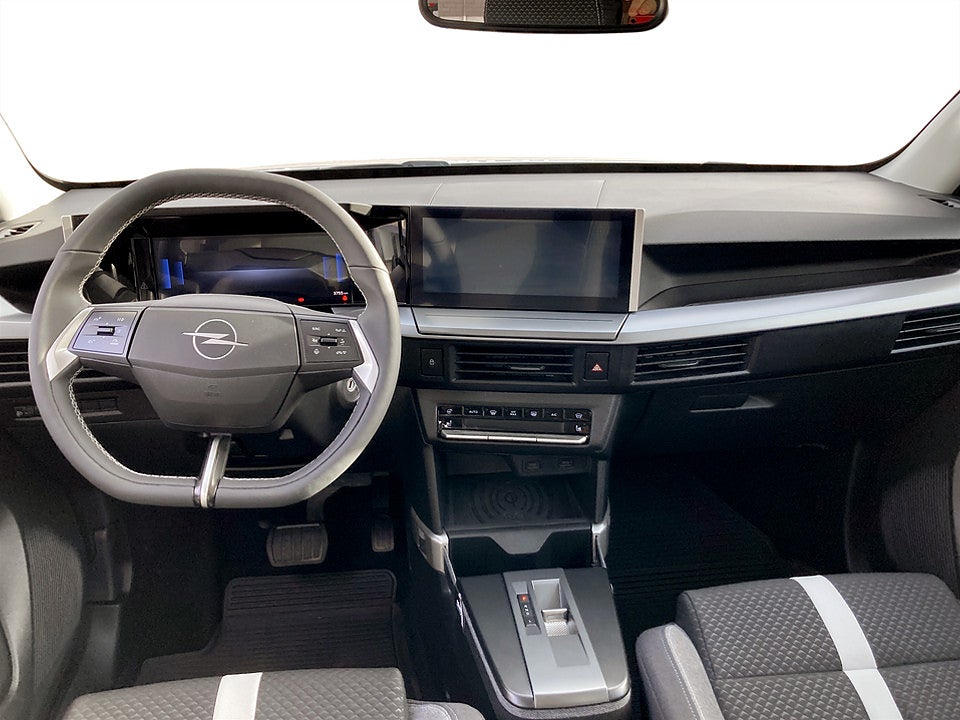Bild på Opel Frontera GS Hybrid 136hk Aut B-KAMERA CARPLAY