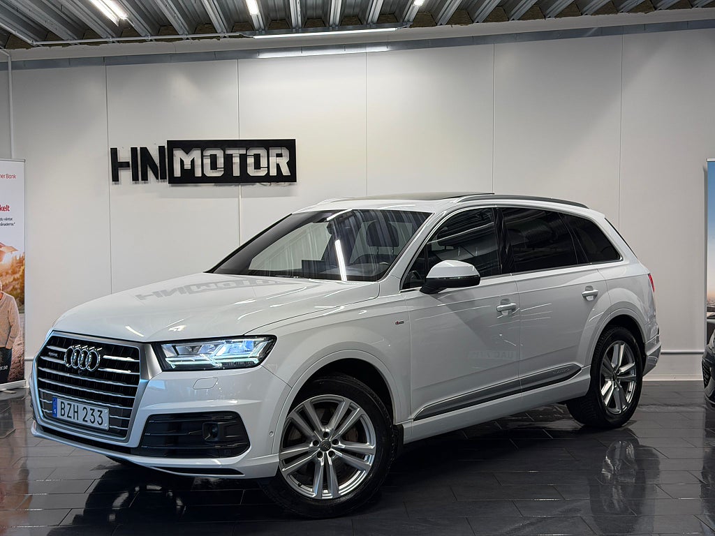 Audi Q7 3.0 TDI Quattro S Line |PANO|BOSE|BLIS|7Sit|360|Värm