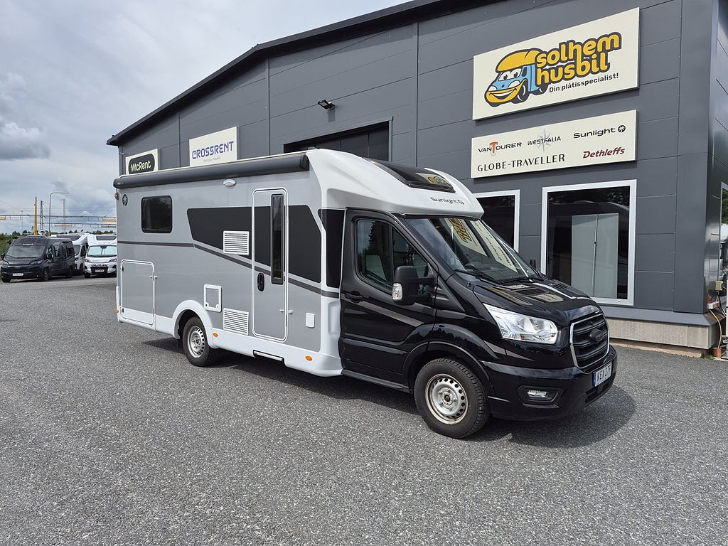 Sunlight T 690 Adventure queensbed, 4 platser, automat, 155 hk, kanonfin