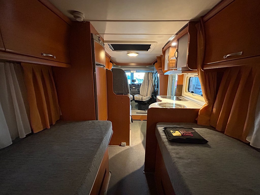 LMC LIBERTY FINISH TI 7100 / ALDE / Kamkedja / Ugn / Solcell - LMC