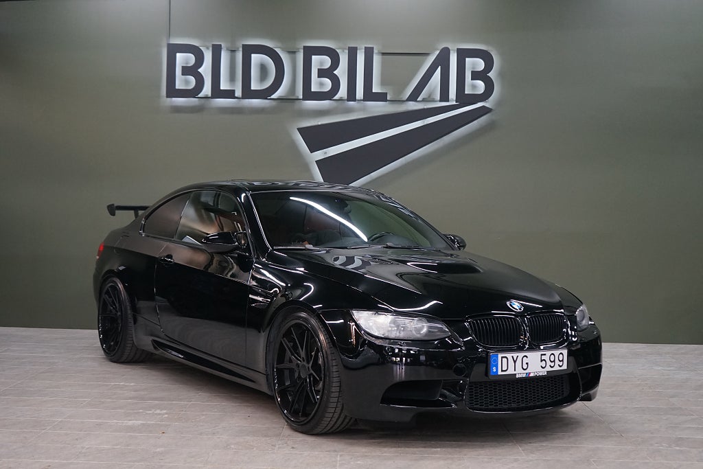 BMW M3 Coupé NYSERV NYBES TAKLUCKA LÅGAMIL 420HK