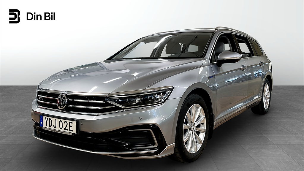 Volkswagen Passat Sportscombi GTE/Dragpaket/Exc business pkt-elbaklucka-iq.light