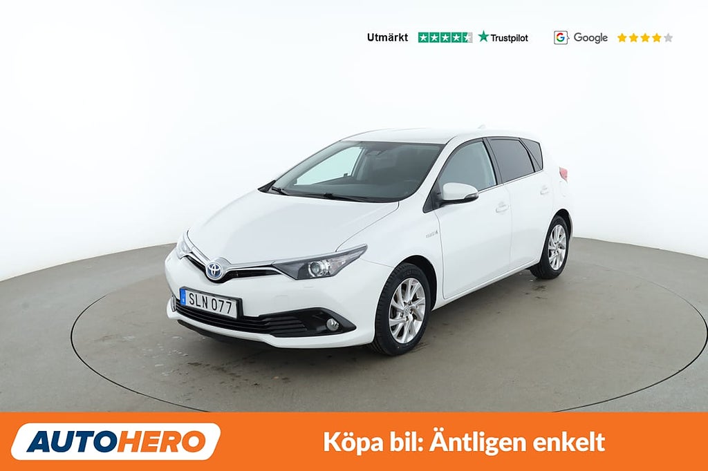 Toyota Auris Active / Backkamera, Dragkrok
