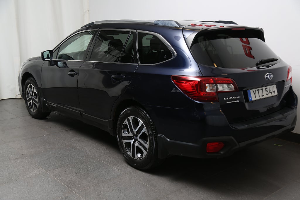 Subaru Outback 2,5i 175hk Ridge AWD Aut Skinn 1ägare Motorv Dragkrok 2018