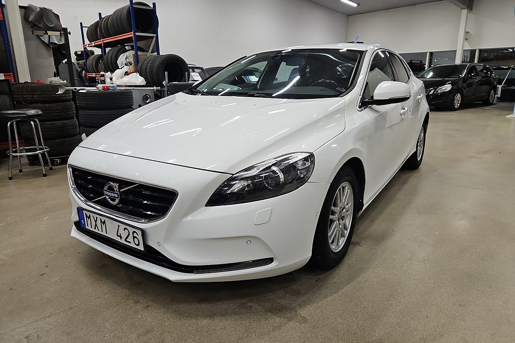 Volvo V40 D2 , vinterhjul, m-värmare m tidur