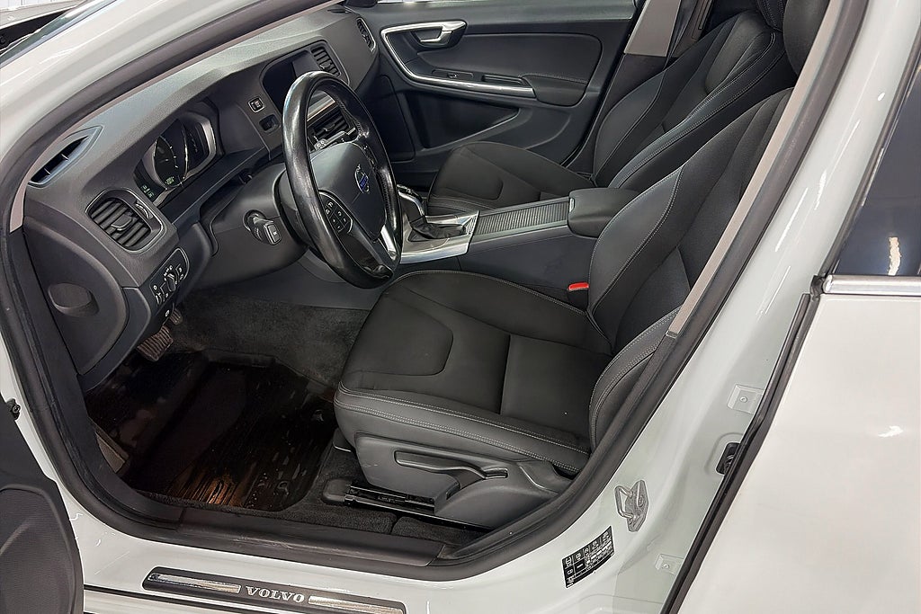 Volvo V60 2014