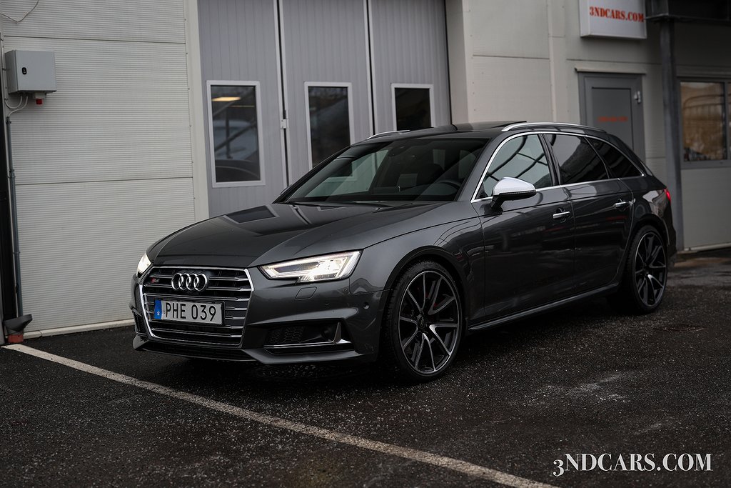 Audi S4 Avant 3.0 TFSI V6 quattro Värmare Drag Pano 