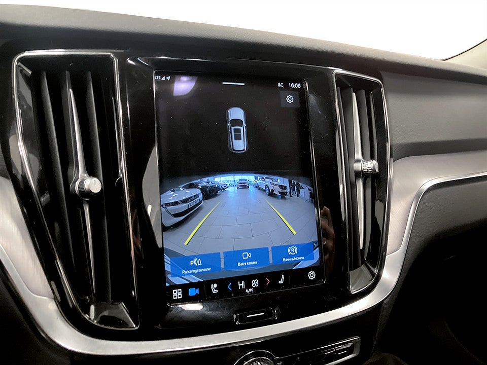 Bild på Volvo V60 Core B3 163hk Aut B-KAMERA RATTVÄRME