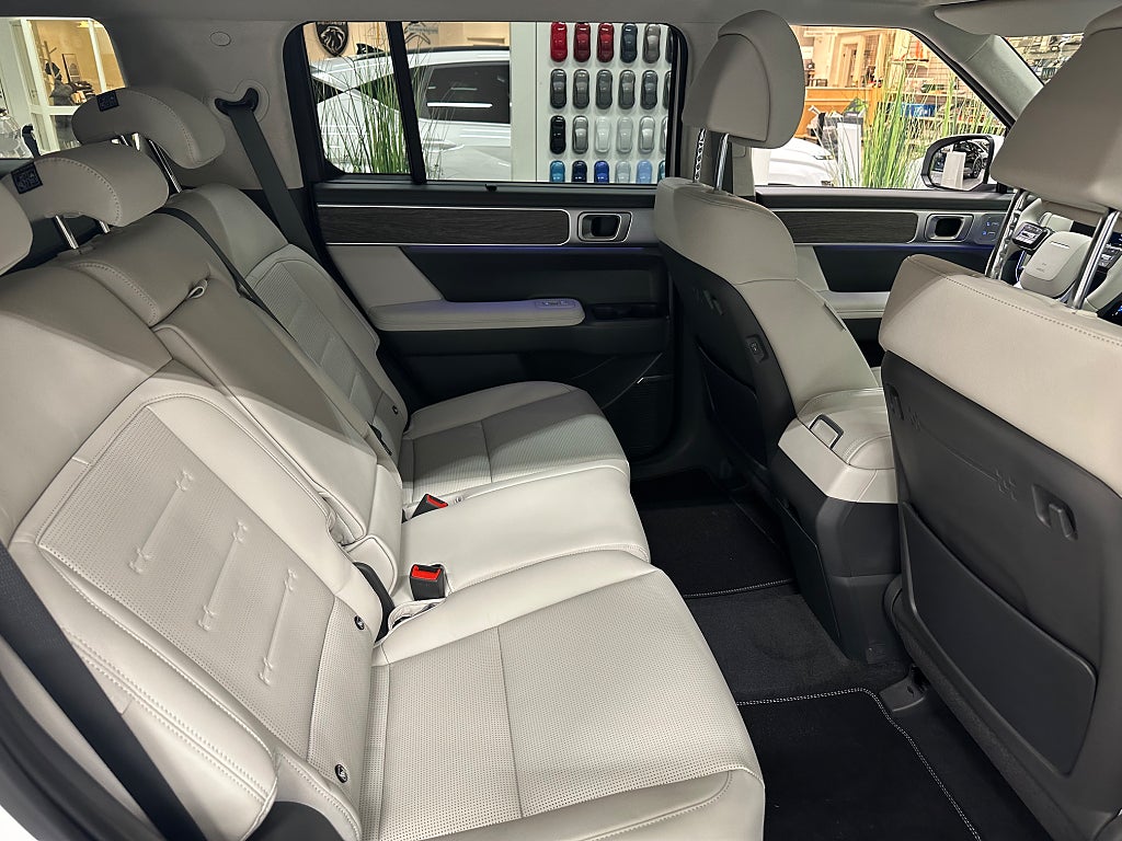 Hyundai Santa Fe Advanced AWD PHEV 252hk 2,49% RÄNTA thumbnail