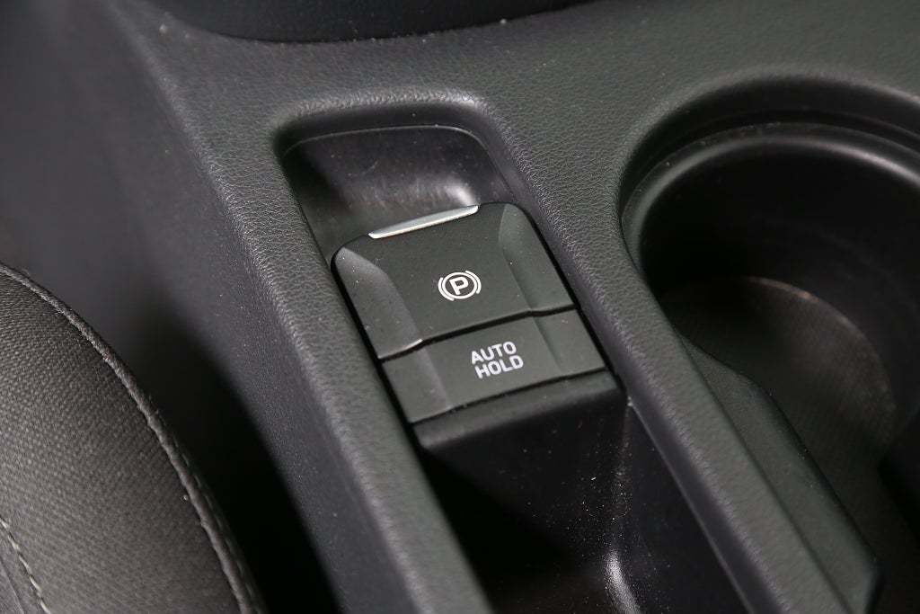 Hyundai Kona 1,0 T-GDI 120hk Essential Aut Kamera Motorv Drag 2023