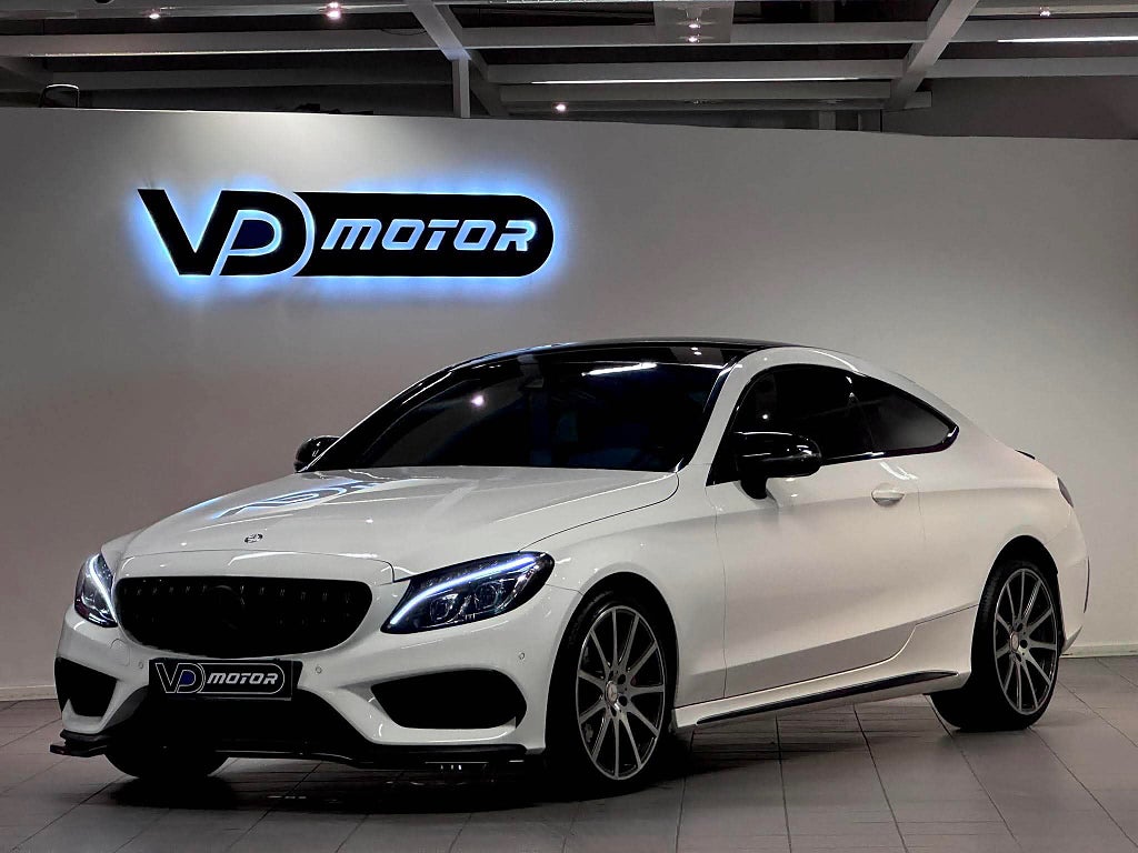 Mercedes-Benz C 200 Coupé AMG Burmester B-kam 19" 248hk