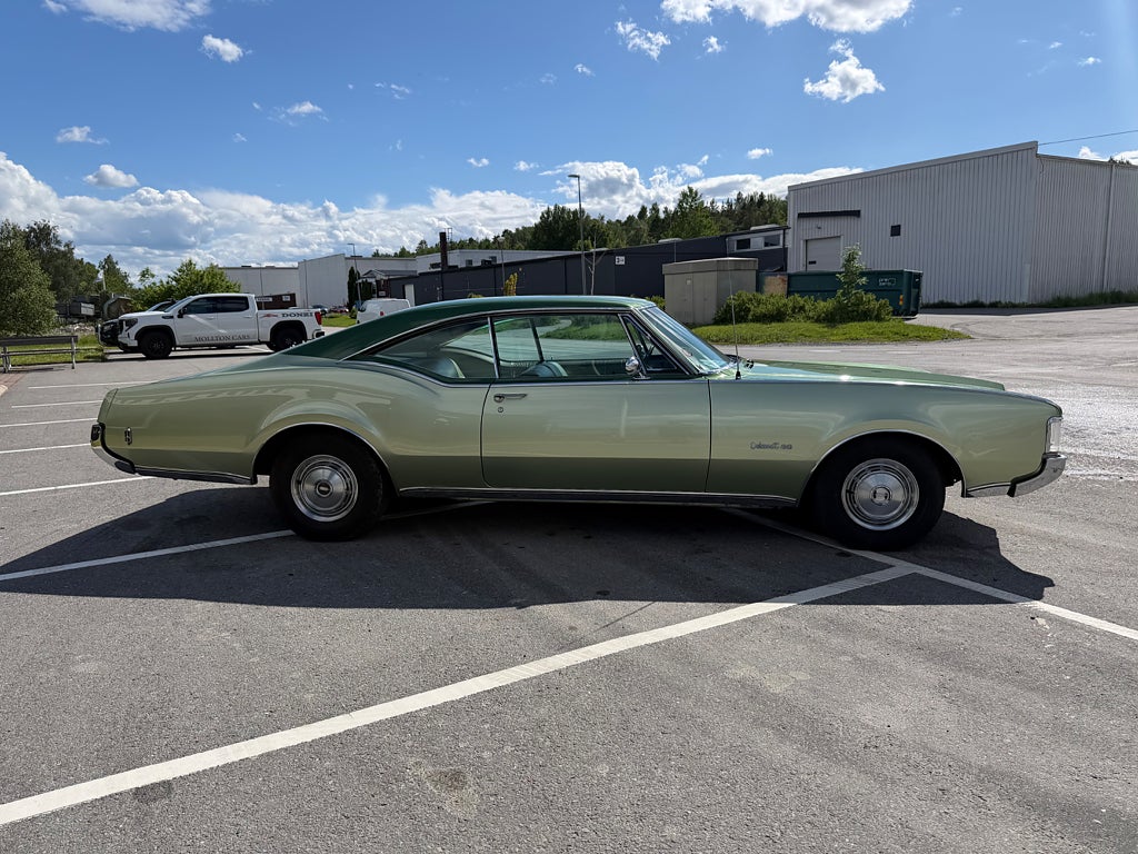 Oldsmobile Delmont 88 Holiday Coupé 7.5 V8 0kr insats 2182kr/mån